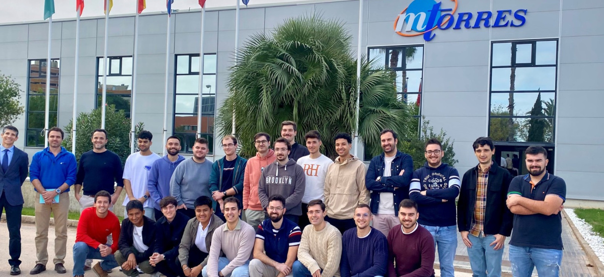 Alumnos de Industriales se acercan a la excelencia tecnológica en el sector aeronáutico
